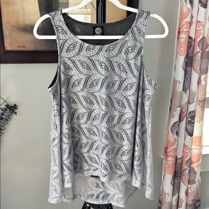 Bobeau Gray Lace Tank Top‎